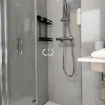 Praca Velha Ii - Estudio No Centro De *
