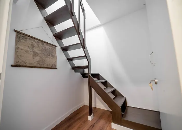 Praca Velha Ii - Estudio No Centro De Apartment